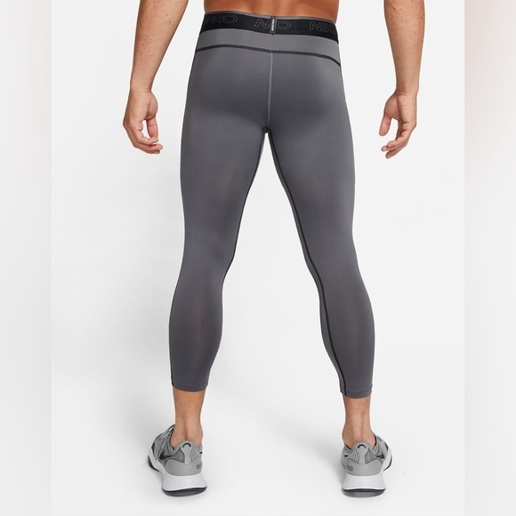 Nike Pro Dri-FIT Men's 3/4 Tights (set of two) - Picture 2 of 16